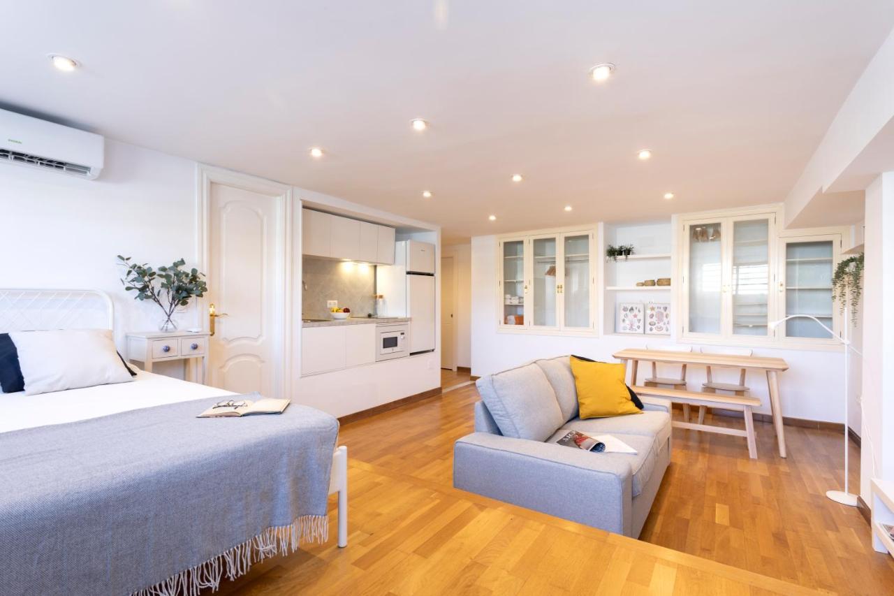 Livemalaga La Celesta Apartment ภายนอก รูปภาพ